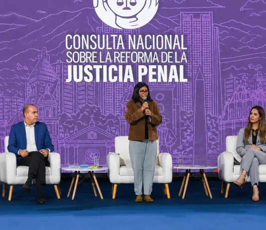 Delcy Rodríguez anuncia línea 0800-EXTORSIÓN para denunciar abusos en el sistema de justicia