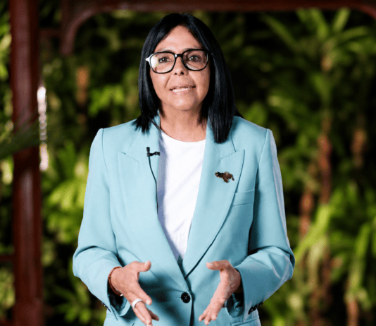 Delcy Rodríguez anuncia eliminación de alcabalas en Venezuela y refuerzo del patrullaje policial Delcy Rodríguez durante el anuncio sobre la eliminación de las alcabalas policiales en Venezuela