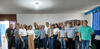 Empresarios y líderes gremiales de Portuguesa durante jornada de trabajo en Guanare