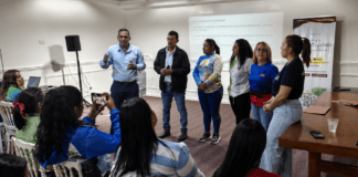 Participantes de Portuguesa durante formación del Inces como recepcionistas de hotel