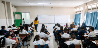 Ministerio de Educación anuncia inicio del año escolar 2026-2027 en Venezuela y rehabilitación de planteles