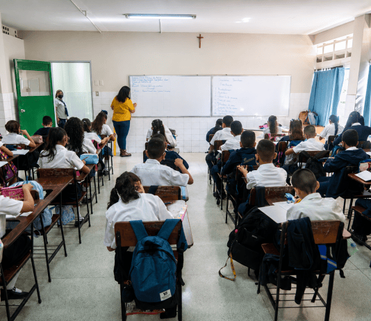 El año escolar 2026-2027 comenzará el 14 de septiembre tras rehabilitación de 1.500 planteles Ministerio de Educación anuncia inicio del año escolar 2026-2027 en Venezuela y rehabilitación de planteles