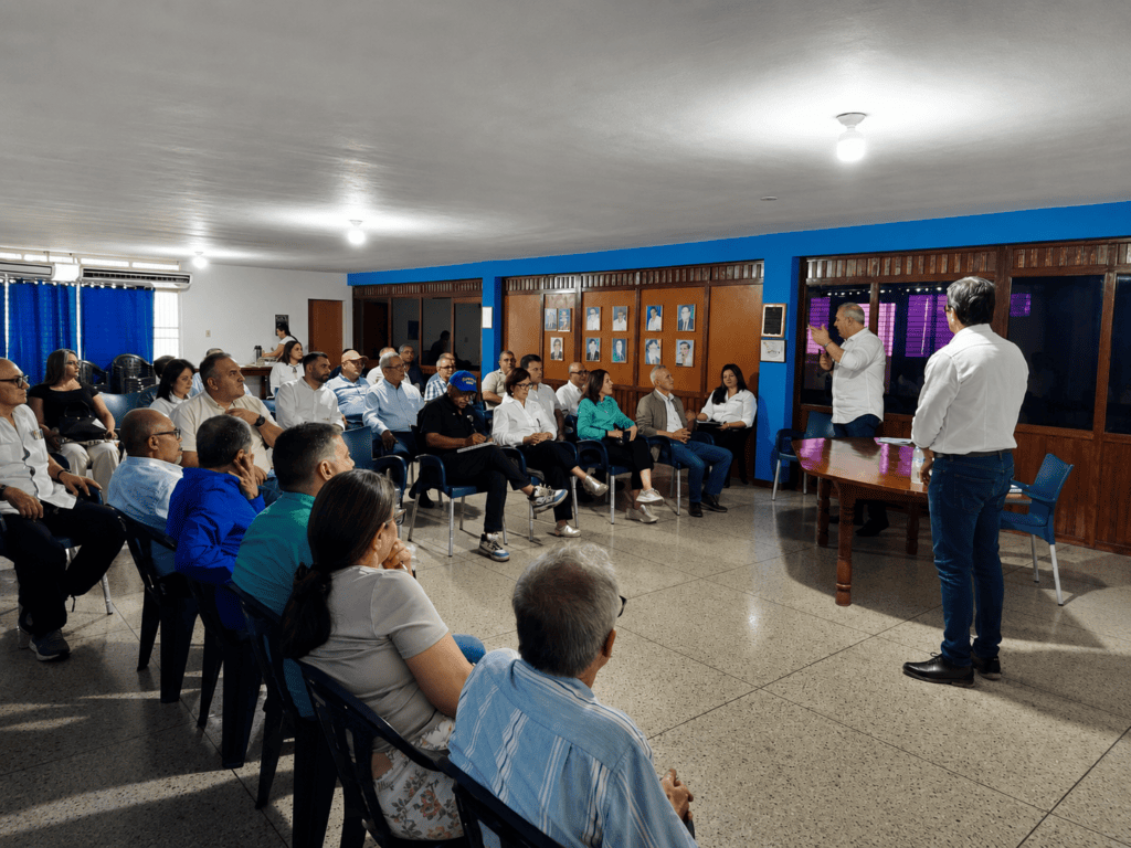 Omar El Choumary, presidente de Fedecámaras Portuguesa, durante encuentro empresarial en Guanare