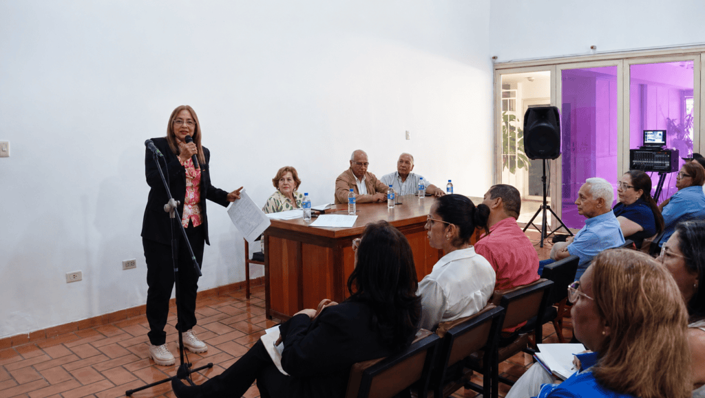 Ponente durante jornada sobre el nuevo régimen de arrendamientos de vivienda en Acarigua-Araure