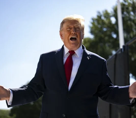 Trump anuncia acuerdo petrolero con Venezuela para desarrollar reservas por 65.000 millones de barriles Donald Trump anuncia acuerdo petrolero con Venezuela sobre reservas de 65.000 millones de barriles