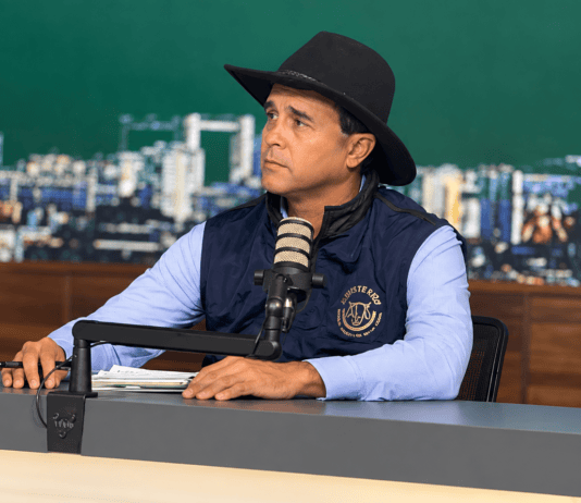 Convecar pide a la AN retomar ley ganadera y Fedenaga plantea actualizarla Luis Pérez Stüve, presidente de Convecar, durante una entrevista en Unión Radio