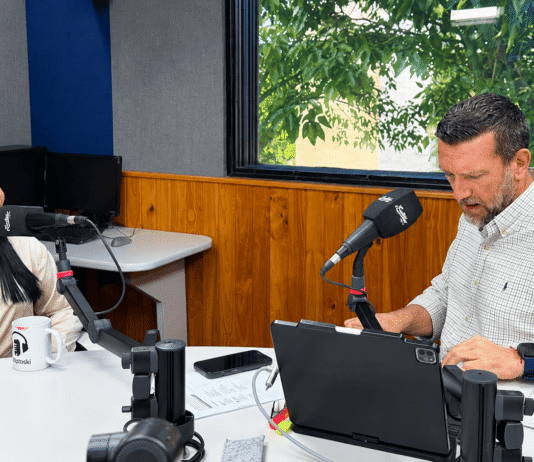 María Oropeza asegura que María Corina Machado regresará a Venezuela y pide priorizar las presidenciales María Oropeza durante una entrevista con Román Lozinski en el estudio del Circuito Éxitos.