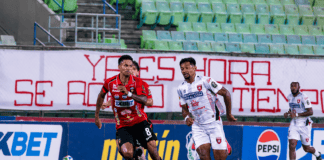 Portuguesa FC durante el partido ante Caracas FC por el Torneo Clausura de la Liga FUTVE