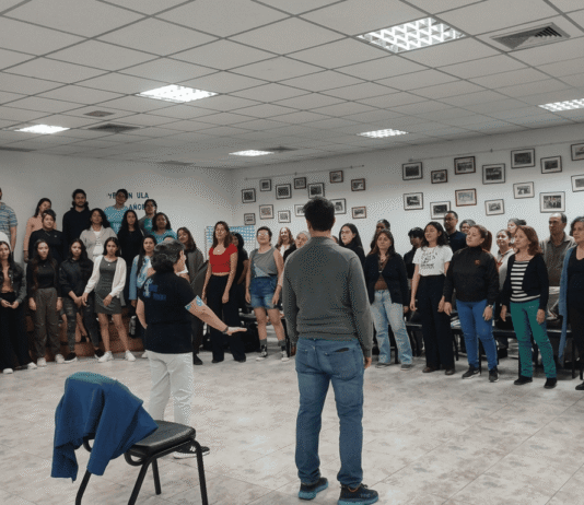 Fundación Schola Cantorum de Venezuela impulsa la formación y concierto coral gratuito en Portuguesa Cantores y docentes participan en taller de expresión corporal de Cantemos con la Schola en Portuguesa