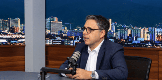Felipe Capozzolo, presidente de Fedecámaras, durante una entrevista sobre el impacto de las fallas eléctricas en el sector productivo venezolano.
